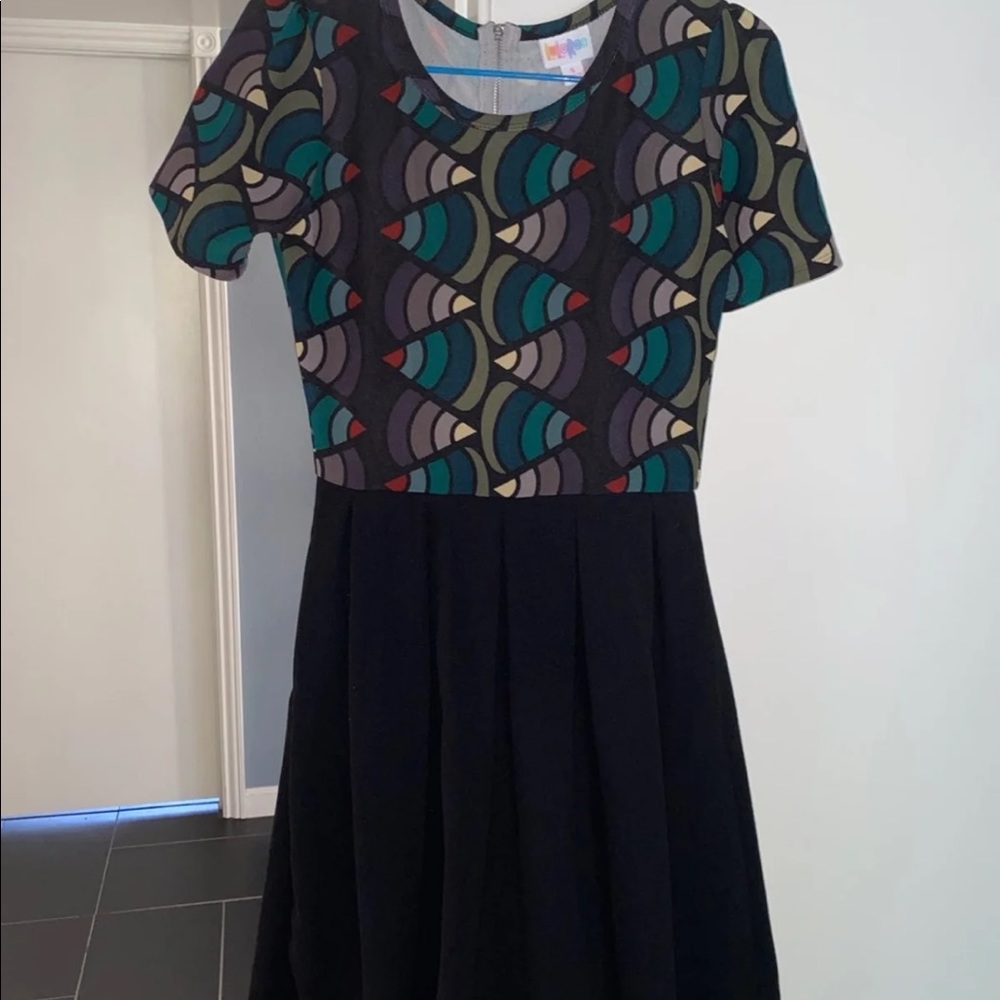 NEW LuLaRoe Amelia dress modern